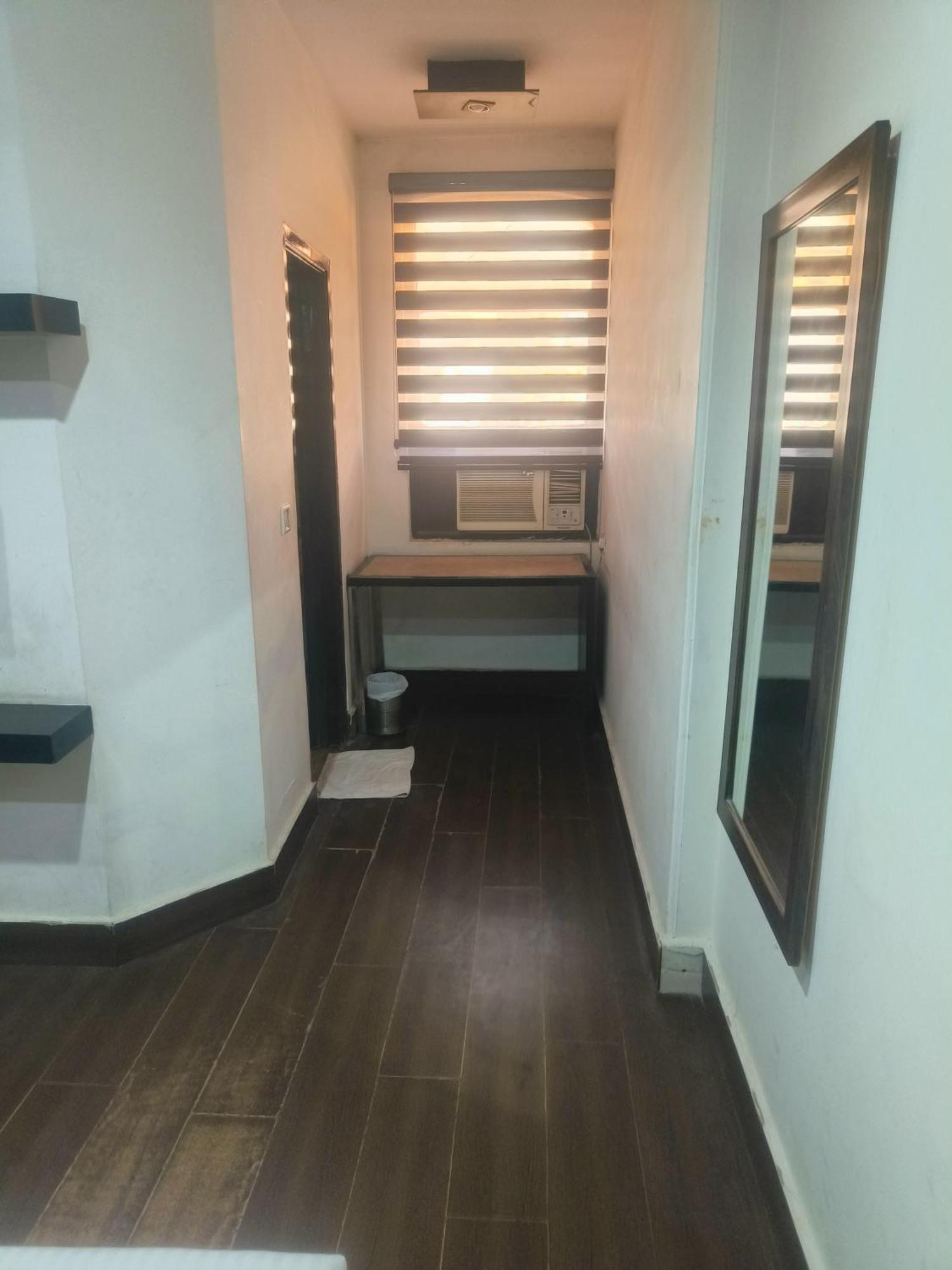 Good Palace Karol Bagh